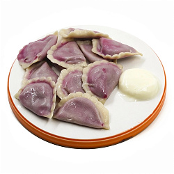 Вареники на пару с вишней и сметанным крем-соусом 210 г 