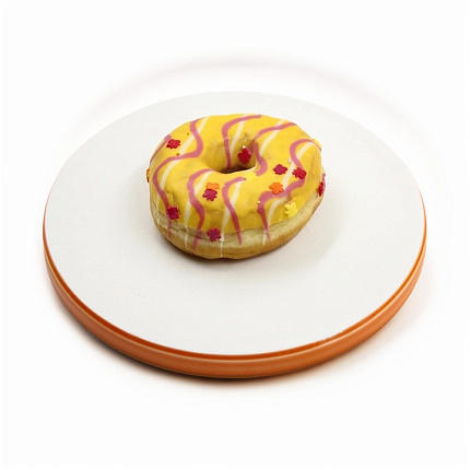 Донат глазированный со вкусом Банан-клубника с начинкой 67 г