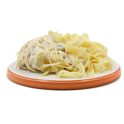 Фетучини с курицей и грибами 300г